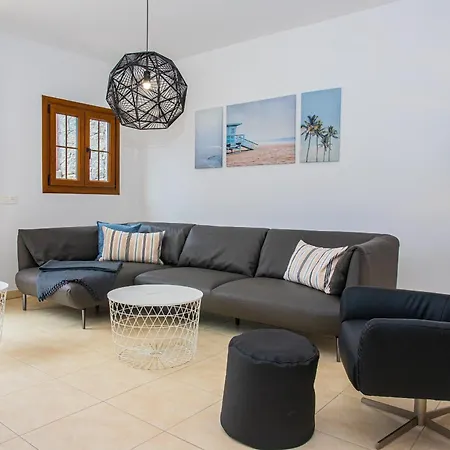Amana 5 Star Luxury For 10 People In