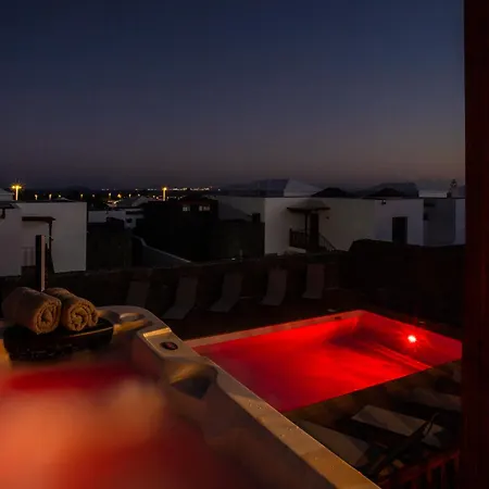 Amana 5 Star Luxury For 10 People In Апартаменты *