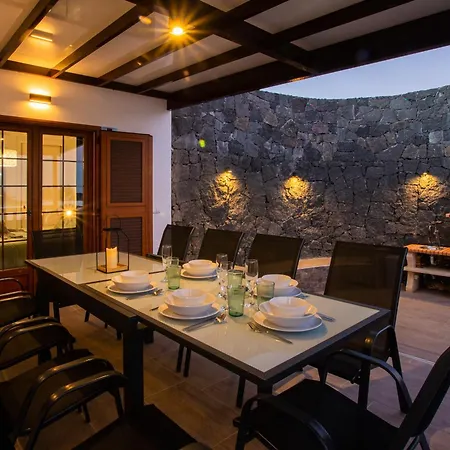 Amana 5 Star Luxury For 10 People In Апартаменты