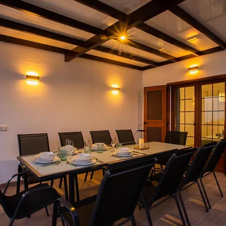 Amana 5 Star Luxury For 10 People In