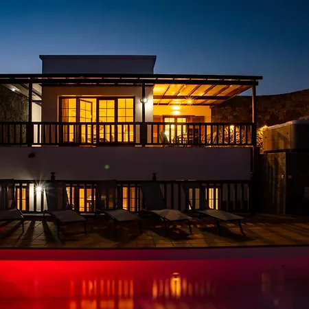 Amana 5 Star Luxury For 10 People In Апартаменты *